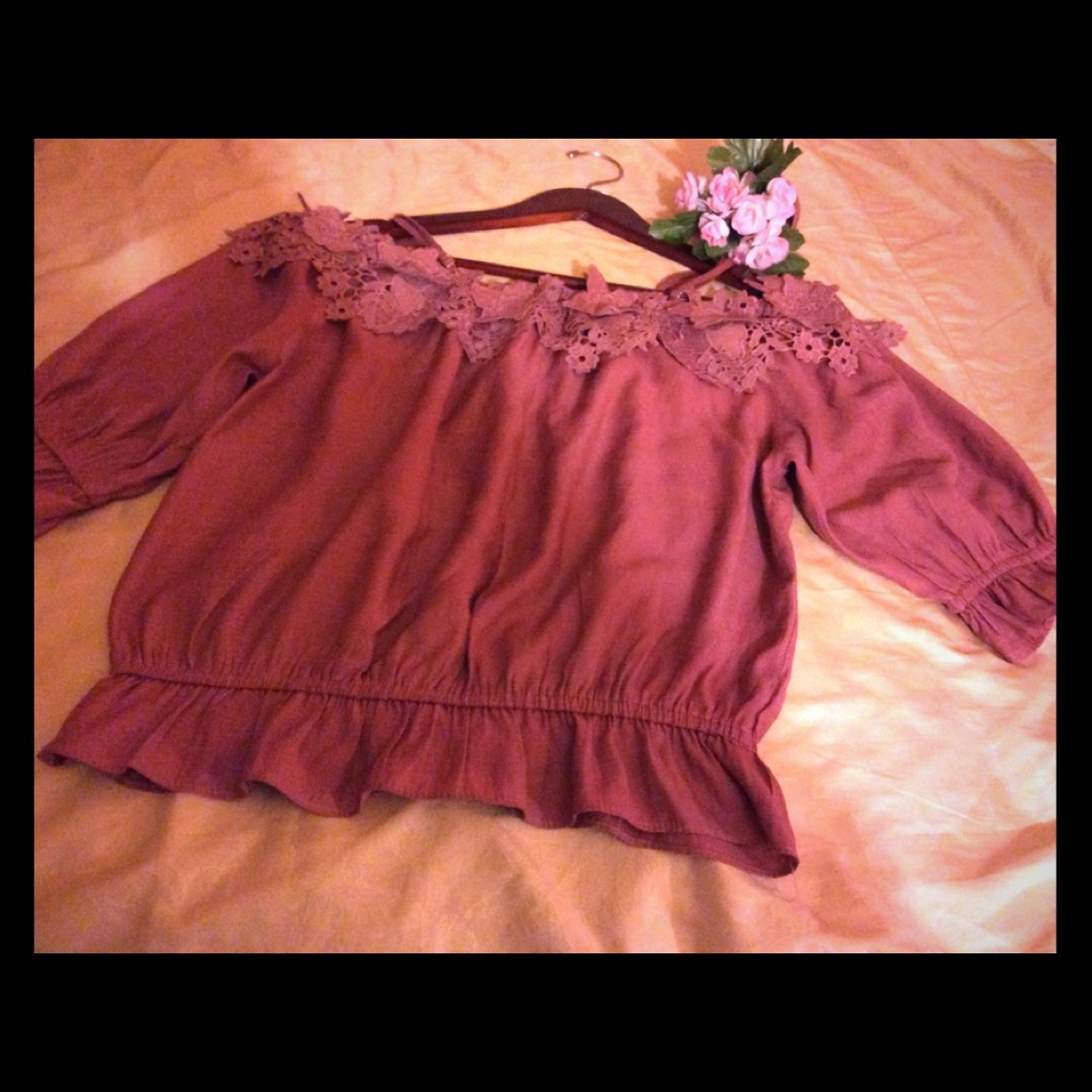 Love university blouse size large